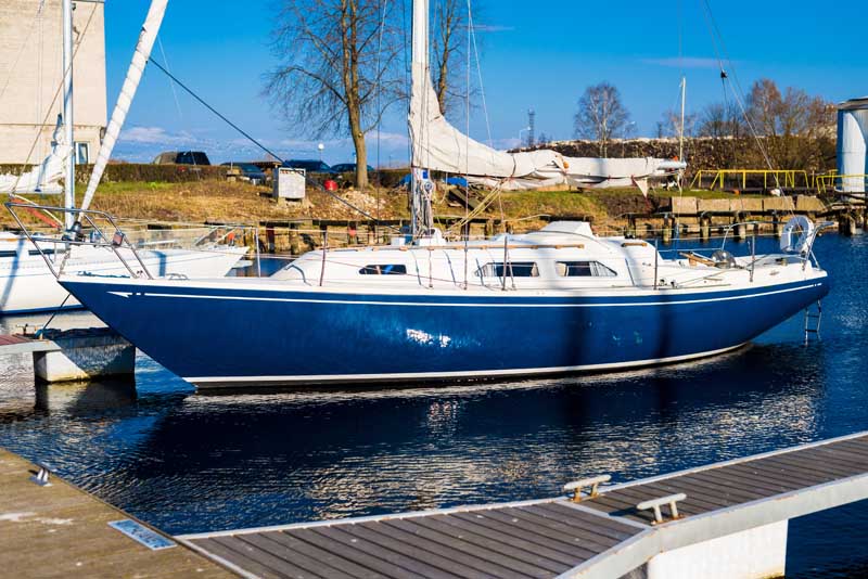 Hiverner son bateau à Cannes